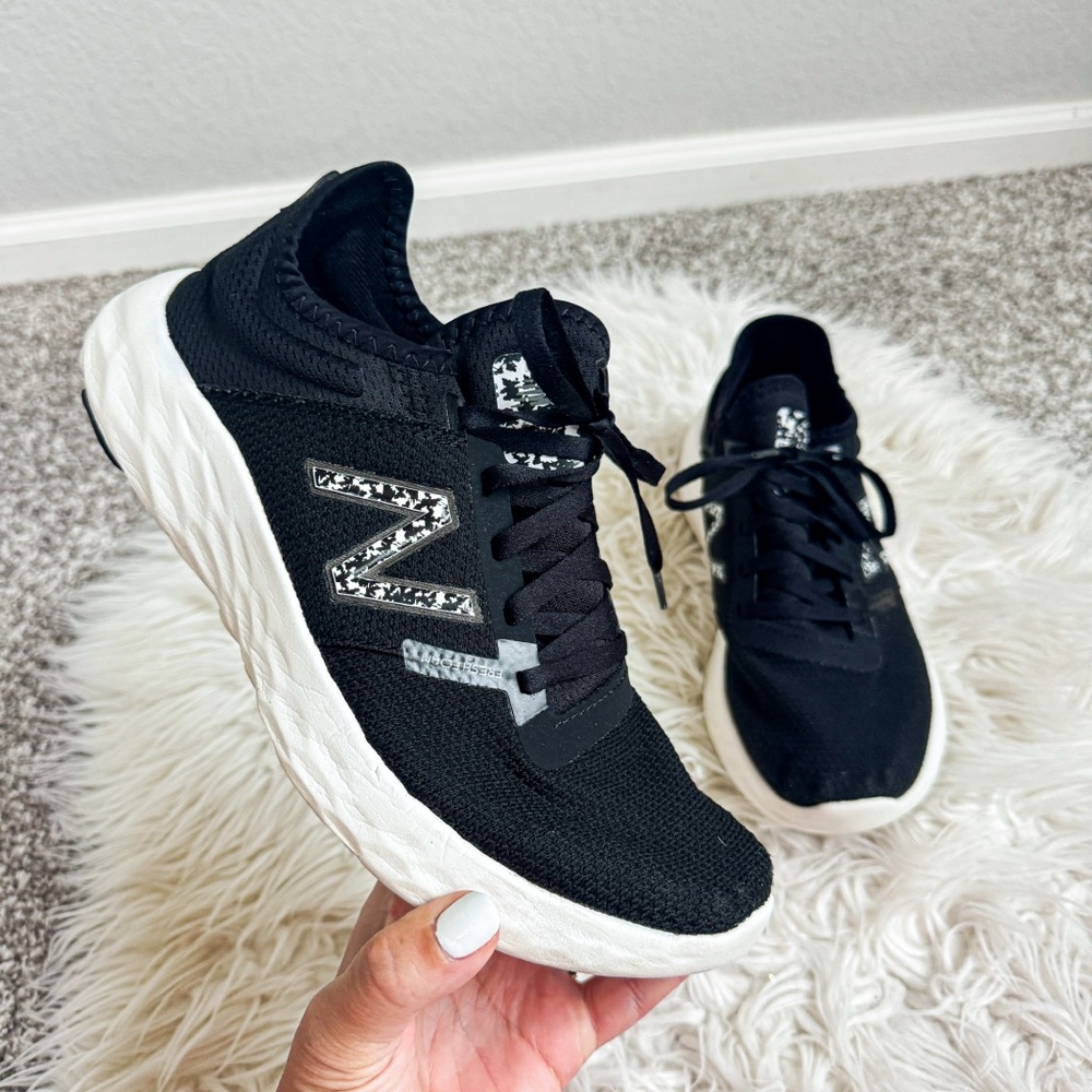 New Balance Black and White Running Shoes